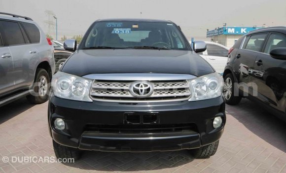 Acheter Import Voiture Toyota Fortuner Noir à Import - Dubai, East Mahé Acheter Import Voiture Toyota Fortuner Noir à Import - Dubai, East Mahé
