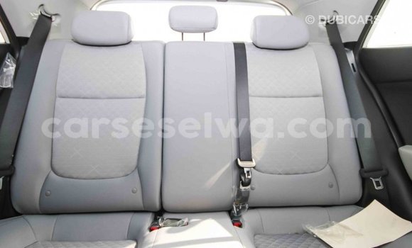 Acheter Import Voiture Kia Rio Blanc à Import - Dubai, East Mahé Acheter Import Voiture Kia Rio Blanc à Import - Dubai, East Mahé