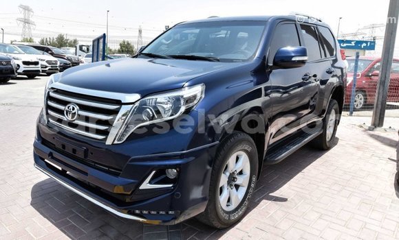 Acheter Import Voiture Toyota Prado Bleu à Import - Dubai, East Mahé Acheter Import Voiture Toyota Prado Bleu à Import - Dubai, East Mahé