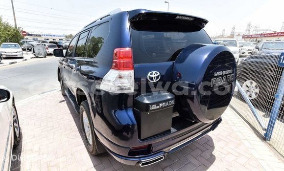 Acheter Import Voiture Toyota Prado Bleu à Import - Dubai, East Mahé Acheter Import Voiture Toyota Prado Bleu à Import - Dubai, East Mahé
