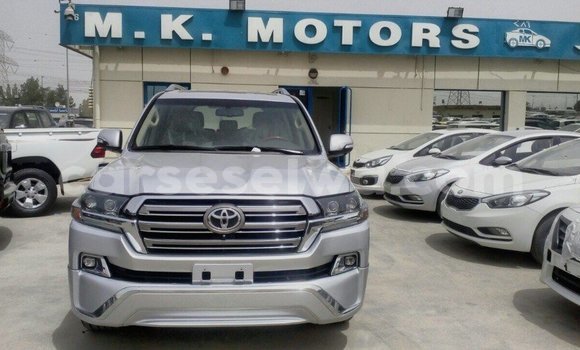 Acheter Import Voiture Toyota Land Cruiser Autre à Import - Dubai, East Mahé Acheter Import Voiture Toyota Land Cruiser Autre à Import - Dubai, East Mahé