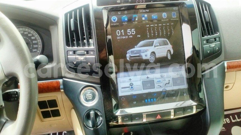 Big with watermark toyota land cruiser east mah%c3%a9 import dubai 4857