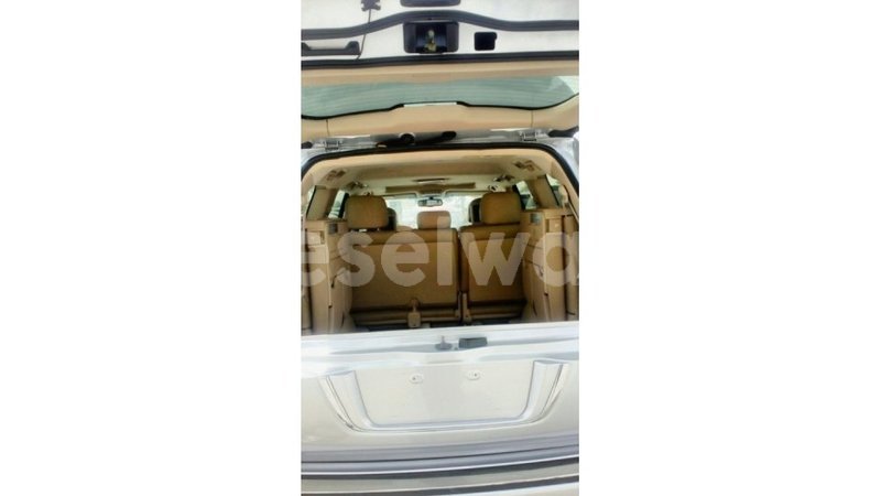 Big with watermark toyota land cruiser east mah%c3%a9 import dubai 4857