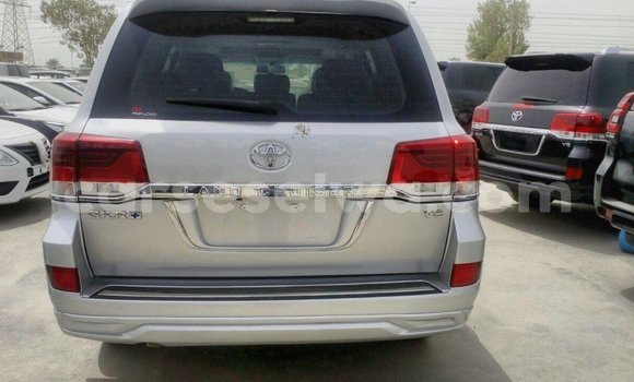 Acheter Import Voiture Toyota Land Cruiser Autre à Import - Dubai, East Mahé Acheter Import Voiture Toyota Land Cruiser Autre à Import - Dubai, East Mahé