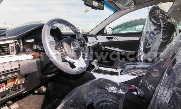 Acheter Import Voiture Kia Cadenza Autre à Import - Dubai, East Mahé Acheter Import Voiture Kia Cadenza Autre à Import - Dubai, East Mahé