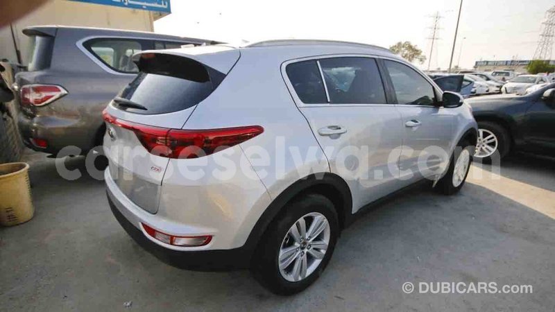 Big with watermark kia sportage east mah%c3%a9 import dubai 4867