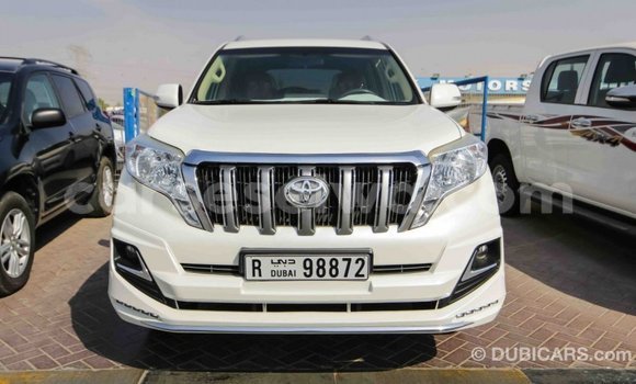 Acheter Import Voiture Toyota Prado Blanc à Import - Dubai, East Mahé Acheter Import Voiture Toyota Prado Blanc à Import - Dubai, East Mahé
