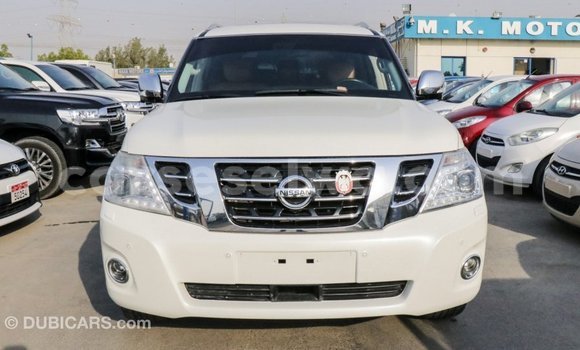 Acheter Import Voiture Nissan Patrol Blanc à Import - Dubai, East Mahé Acheter Import Voiture Nissan Patrol Blanc à Import - Dubai, East Mahé