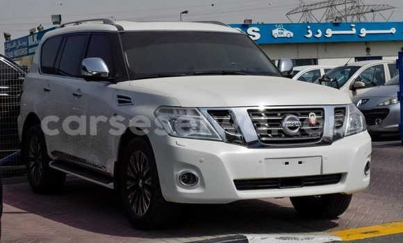 Acheter Import Voiture Nissan Patrol Blanc à Import - Dubai, East Mahé Acheter Import Voiture Nissan Patrol Blanc à Import - Dubai, East Mahé