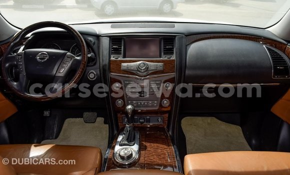 Acheter Import Voiture Nissan Patrol Blanc à Import - Dubai, East Mahé Acheter Import Voiture Nissan Patrol Blanc à Import - Dubai, East Mahé