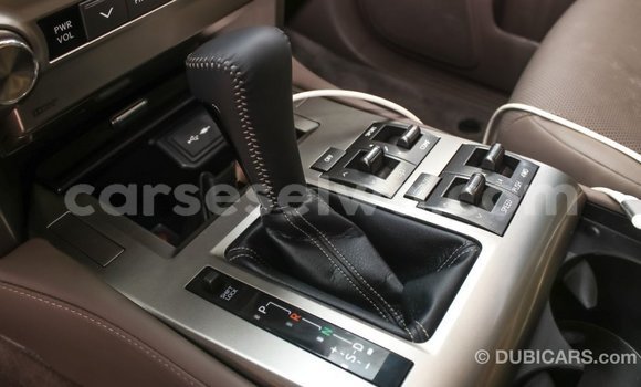 Acheter Import Voiture Lexus GX Blanc à Import - Dubai, East Mahé Acheter Import Voiture Lexus GX Blanc à Import - Dubai, East Mahé