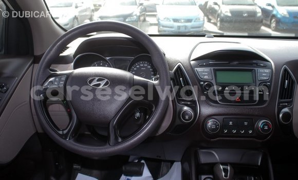 Acheter Import Voiture Hyundai Tucson Beige à Import - Dubai, East Mahé Acheter Import Voiture Hyundai Tucson Beige à Import - Dubai, East Mahé