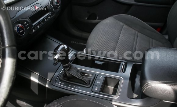 Acheter Import Voiture Kia Sorento Autre à Import - Dubai, East Mahé Acheter Import Voiture Kia Sorento Autre à Import - Dubai, East Mahé