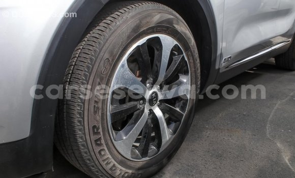 Acheter Import Voiture Kia Sorento Autre à Import - Dubai, East Mahé Acheter Import Voiture Kia Sorento Autre à Import - Dubai, East Mahé