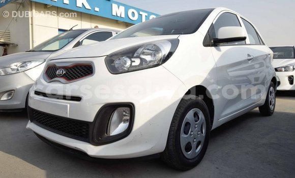 Acheter Import Voiture Kia Picanto Blanc à Import - Dubai, East Mahé Acheter Import Voiture Kia Picanto Blanc à Import - Dubai, East Mahé