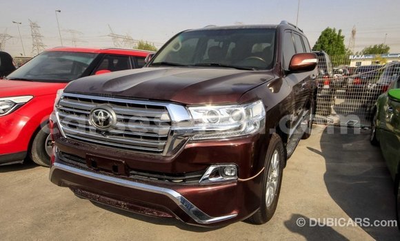 Acheter Import Voiture Toyota Land Cruiser Marron à Import - Dubai, East Mahé Acheter Import Voiture Toyota Land Cruiser Marron à Import - Dubai, East Mahé
