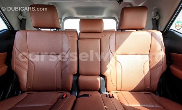 Acheter Import Voiture Toyota Fortuner Blanc à Import - Dubai, East Mahé Acheter Import Voiture Toyota Fortuner Blanc à Import - Dubai, East Mahé