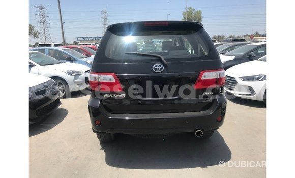Acheter Import Voiture Toyota Fortuner Noir à Import - Dubai, East Mahé Acheter Import Voiture Toyota Fortuner Noir à Import - Dubai, East Mahé