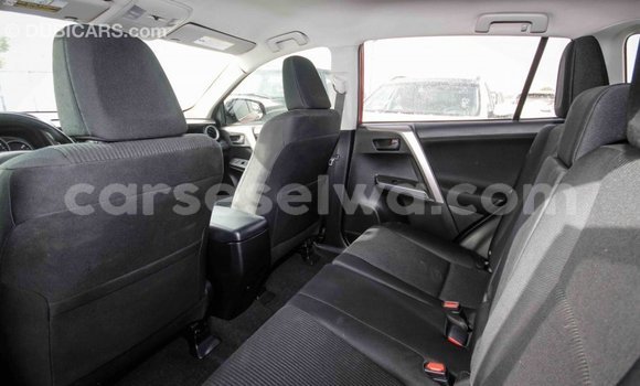 Acheter Import Utilitaire Toyota Ade Rouge à Import - Dubai, East Mahé Acheter Import Utilitaire Toyota Ade Rouge à Import - Dubai, East Mahé