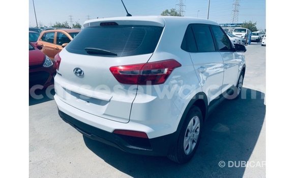 Acheter Import Voiture Hyundai Creta Blanc à Import - Dubai, East Mahé Acheter Import Voiture Hyundai Creta Blanc à Import - Dubai, East Mahé