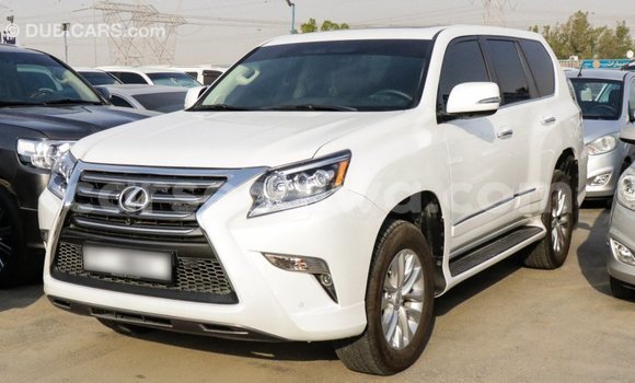 Acheter Import Voiture Lexus GX Blanc à Import - Dubai, East Mahé Acheter Import Voiture Lexus GX Blanc à Import - Dubai, East Mahé
