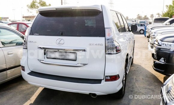 Acheter Import Voiture Lexus GX Blanc à Import - Dubai, East Mahé Acheter Import Voiture Lexus GX Blanc à Import - Dubai, East Mahé