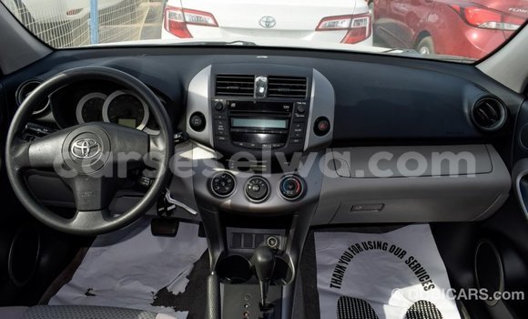 Acheter Import Utilitaire Toyota Ade Autre à Import - Dubai, East Mahé Acheter Import Utilitaire Toyota Ade Autre à Import - Dubai, East Mahé