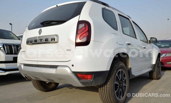 Acheter Import Voiture Renault Duster Blanc à Import - Dubai, East Mahé Acheter Import Voiture Renault Duster Blanc à Import - Dubai, East Mahé