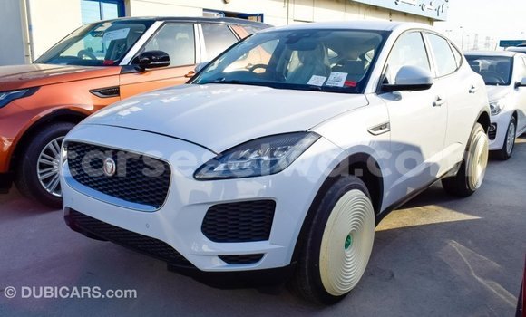 Acheter Import Voiture Jaguar E-Pace Blanc à Import - Dubai, East Mahé Acheter Import Voiture Jaguar E-Pace Blanc à Import - Dubai, East Mahé