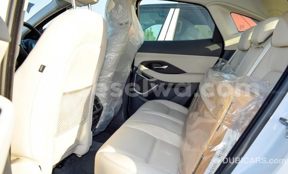 Acheter Import Voiture Jaguar E-Pace Blanc à Import - Dubai, East Mahé Acheter Import Voiture Jaguar E-Pace Blanc à Import - Dubai, East Mahé