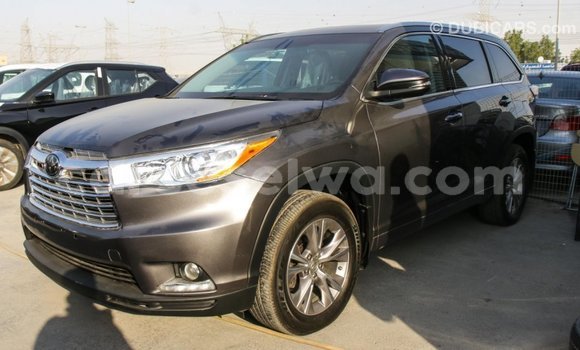 Acheter Import Voiture Toyota Highlander Autre à Import - Dubai, East Mahé Acheter Import Voiture Toyota Highlander Autre à Import - Dubai, East Mahé