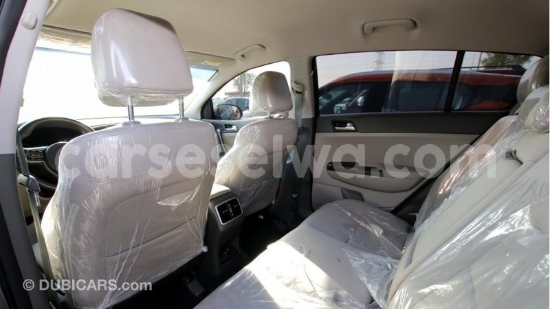 Big with watermark kia sportage east mah%c3%a9 import dubai 4952