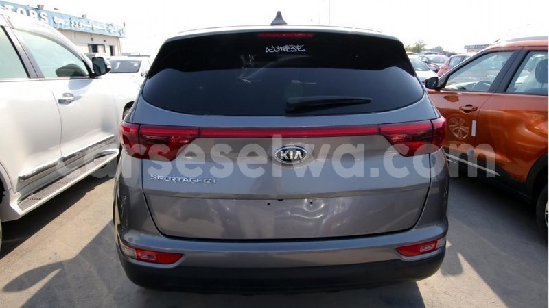 Big with watermark kia sportage east mah%c3%a9 import dubai 4952