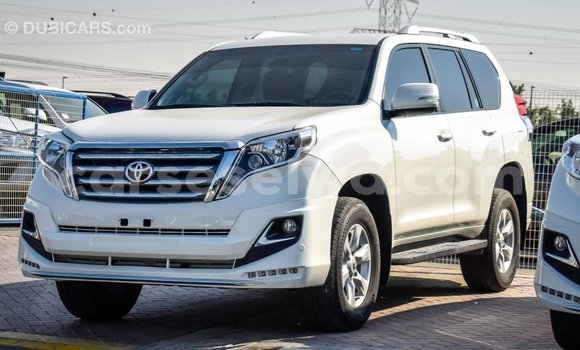 Acheter Import Voiture Toyota Prado Blanc à Import - Dubai, East Mahé Acheter Import Voiture Toyota Prado Blanc à Import - Dubai, East Mahé