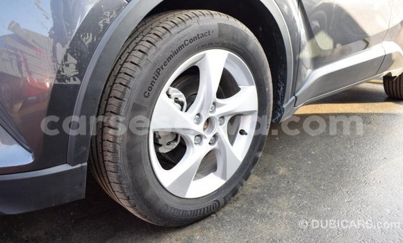 Acheter Import Voiture Toyota C-HR Autre à Import - Dubai, East Mahé Acheter Import Voiture Toyota C-HR Autre à Import - Dubai, East Mahé
