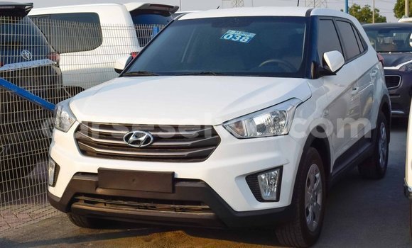 Acheter Import Voiture Hyundai Creta Blanc à Import - Dubai, East Mahé Acheter Import Voiture Hyundai Creta Blanc à Import - Dubai, East Mahé