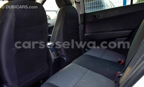 Acheter Import Voiture Hyundai Creta Blanc à Import - Dubai, East Mahé Acheter Import Voiture Hyundai Creta Blanc à Import - Dubai, East Mahé