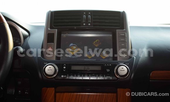 Acheter Import Voiture Toyota Prado Blanc à Import - Dubai, East Mahé Acheter Import Voiture Toyota Prado Blanc à Import - Dubai, East Mahé