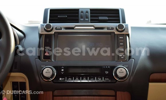 Acheter Import Voiture Toyota Prado Blanc à Import - Dubai, East Mahé Acheter Import Voiture Toyota Prado Blanc à Import - Dubai, East Mahé