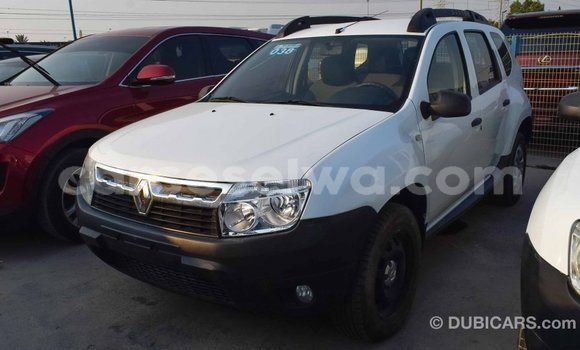 Acheter Import Voiture Renault Duster Blanc à Import - Dubai, East Mahé Acheter Import Voiture Renault Duster Blanc à Import - Dubai, East Mahé