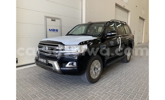 Acheter Import Voiture Toyota Land Cruiser Noir à Import - Dubai, East Mahé Acheter Import Voiture Toyota Land Cruiser Noir à Import - Dubai, East Mahé