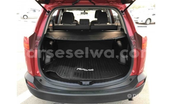 Acheter Import Utilitaire Toyota Ade Rouge à Import - Dubai, East Mahé Acheter Import Utilitaire Toyota Ade Rouge à Import - Dubai, East Mahé