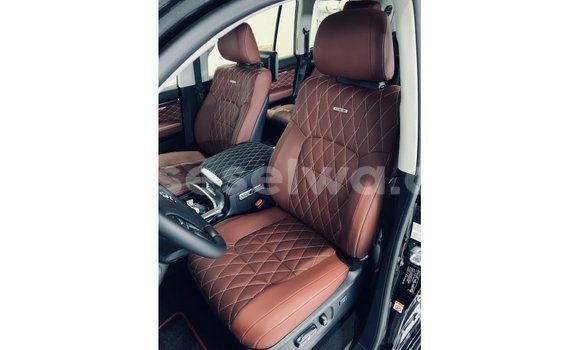 Buy Import Toyota Land Cruiser Black Car in Import - Dubai in East Mahé Buy Import Toyota Land Cruiser Black Car in Import - Dubai in East Mahé