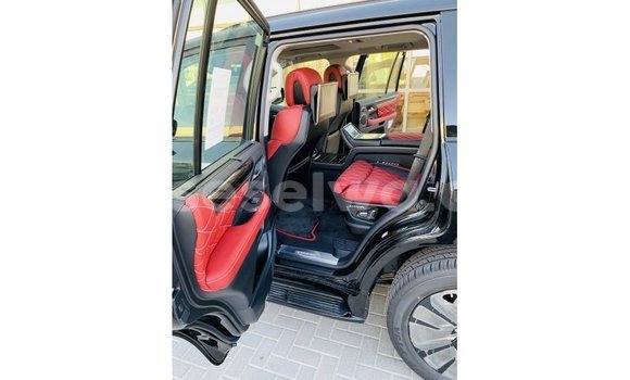 Acheter Import Voiture Lexus LX Noir à Import - Dubai, East Mahé Acheter Import Voiture Lexus LX Noir à Import - Dubai, East Mahé