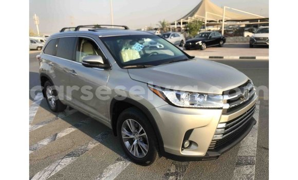 Acheter Import Voiture Toyota Highlander Autre à Import - Dubai, East Mahé Acheter Import Voiture Toyota Highlander Autre à Import - Dubai, East Mahé