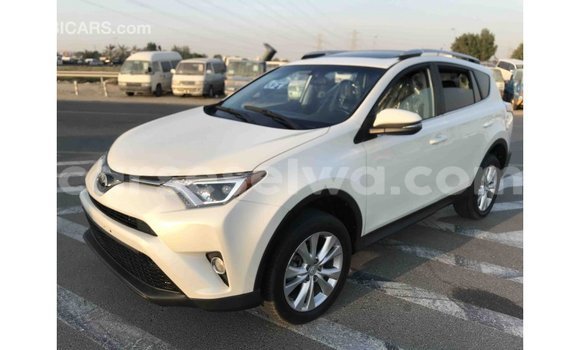Acheter Import Utilitaire Toyota Ade Blanc à Import - Dubai, East Mahé Acheter Import Utilitaire Toyota Ade Blanc à Import - Dubai, East Mahé