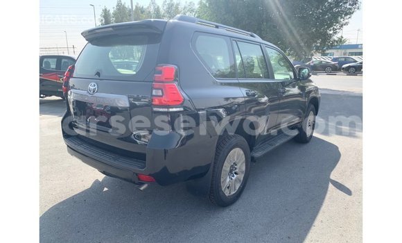 Acheter Import Voiture Toyota Prado Noir à Import - Dubai, East Mahé Acheter Import Voiture Toyota Prado Noir à Import - Dubai, East Mahé