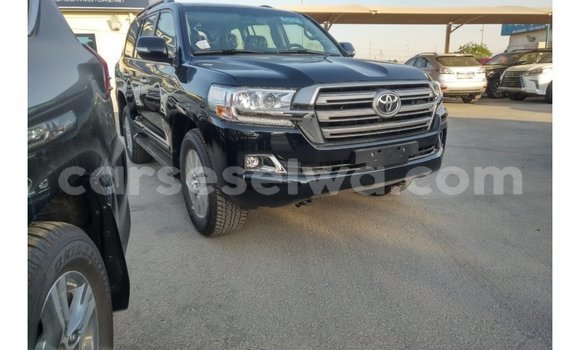 Buy Import Toyota Land Cruiser Black Car in Import - Dubai in East Mahé Buy Import Toyota Land Cruiser Black Car in Import - Dubai in East Mahé