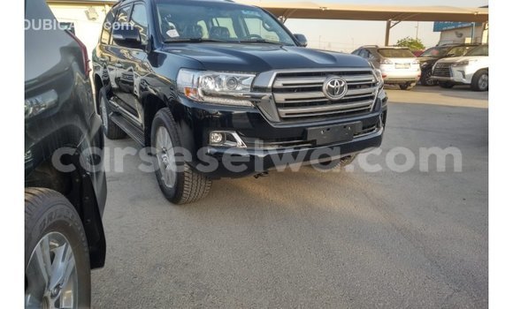 Buy Import Toyota Land Cruiser Black Car in Import - Dubai in East Mahé Buy Import Toyota Land Cruiser Black Car in Import - Dubai in East Mahé