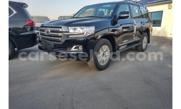 Buy Import Toyota Land Cruiser Black Car in Import - Dubai in East Mahé Buy Import Toyota Land Cruiser Black Car in Import - Dubai in East Mahé